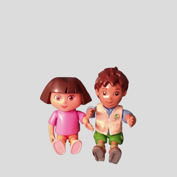 **SOLD**Dora The Explorer 3.5" 2002 Action Figure & Diego 4" 2003 Action Figure - Picture 5 of 5